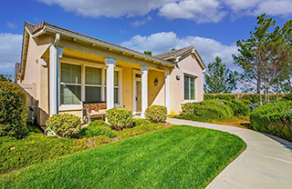 23539 Mountainside-Ct_320