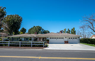 23539 Mountainside-Ct_320