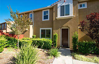 35812 Lajune-St3_320