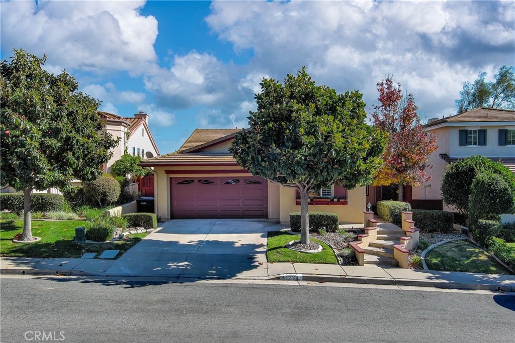 36797 Maxmillian-Ave_320