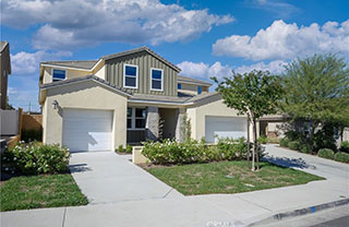 23539 Mountainside-Ct_320