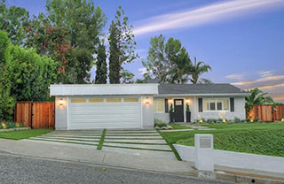 23539 Mountainside-Ct_320